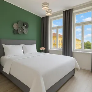 Kinsky Garden And By Dwellfort Aparthotel Praga